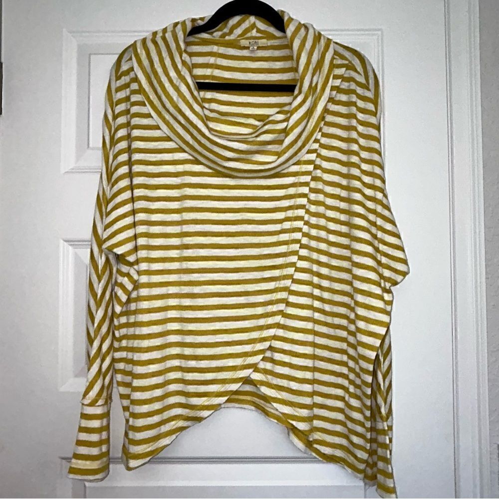 Kori America Stripe Print Tulip Split Hemline Cowl Neckline Shirt Top